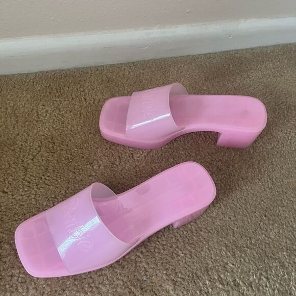 Barbie x Forever 21 Jelly Slides - Picture 8 of 9